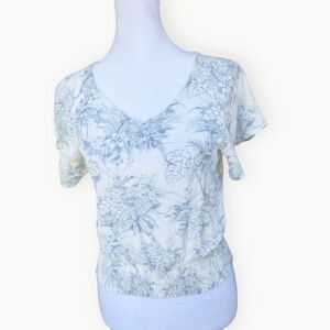 Paper Crane Short Sleeve Tie Back Blue & White Floral Ruched Top Blouse. XS.